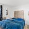 Apartment Les Bastides - O4 023 by Interhome