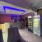 Alluring View Hotel - Allen Avenue