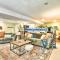 The Owls Nest with Hot Tub and Forest Views! - بورتلاند