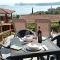 CasaAlma Pool, Terrace & Lakeview