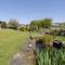 Topiary Cottage