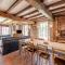 Beautiful Farmhouse in Beveren aan den IJzer with Terrace