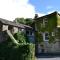 The Bailey Shepherd's Hut and Holiday Cottage - Skipton