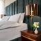 Greguar Hotel by UHM