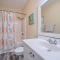 Calm Coastal Haven with 2 Balconies Near Beach - كارولينا بيتش