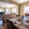 Selkirk Snug by Revelstoke Vacations