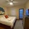 Cozy Large House close to TUFTS/Harvard/MIT 4BR