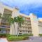 Completely Remodeled I Block Away From Free Beach Access - Marco Island