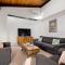 Queenstown Lakefront Dream 4 Bed