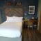 The Boathouse Inn & Riverside Rooms