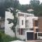 GAMPOLA Hazelton Square