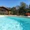 Casetta nel Bosco Naturas con piscina privata e gratuita