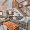 Walk to Arrowhead Lake Cabin with Private Hot Tub! - Pocono Lake