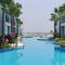 HATCHAO HERITAGE BEACH FRONT RESORT - Ban Hat Cha Samran