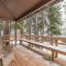 Chic Carnelian Bay Cabin