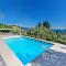 Villa Mariavittoria con piscina by Wonderful Italy