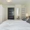 Family Holiday House VIKING - Garden, Playground & Grill by Noclegi Renters