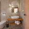 Del Mare Suites