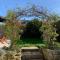 Pass the Keys Charming 18th Century 4 bedroom cottage - 莫顿因马什