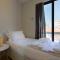 Ocean Scene 2 bed Apt