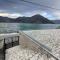 Modern Waterfront 3-Bed Apartment