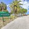 Lavish Holiday Home with Lanai and Heated Outdoor Pool