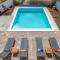 Villa Sulic - Heated Pool and Mountain View