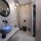 Luxury Villa Eva-Mari with jacuzzi, 50m from the beach