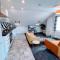 Crystal Suite 4 - private parking - metro - 北希尔兹