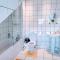 Crystal Suite 4 - private parking - metro - 北希尔兹