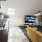 Crystal Suite 4 - private parking - metro - 北希尔兹