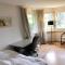 Centrally located, Spacious Modern Apartment - Цюрих