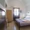 Marousi Rooms