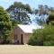 Bells Beach Cottages - Pet friendly cottage with wood heater - Torquay