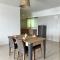 Western Ocean Breeze Self Catering