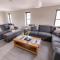 Westertonhill Lodges - Private Hot Tub Hire Available