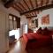 Terrazza Alta--Tuscan condo with large terrace and private garden.