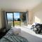 Poley Cow Studio - Lake & Mountain Views l Air-Con l Parking