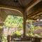 Effie Mountain View coco villa