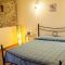 Room in Holiday house - Green Ortensia - Amazing apartment in Farmhouse - Chiesina Uzzanese