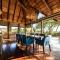 South Okavango - Omogolo Hideaways - Rammu