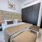 Private gorgeous Room with Marina view with Shared Kitchen in Shared Apartment