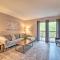 Modern Condo with Deck about 7 Mi To Branson Landing!
