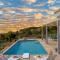 Villa Guesto with Private Pool - Anafonítria