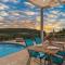 Villa Guesto with Private Pool - Anafonítria