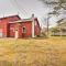 Cozy Castleton Cabin with Fire Pit and Water Access! - Castleton