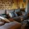 Cosy 2 bedroom cottage in mountain village - Loma Somera