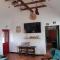 Back2Roots - Beautifully Restored Cottage, Doochary