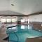 AmericInn by Wyndham Maquoketa