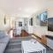 Seaspray 1 - Stones throw from Main Beach - Holiday Yamba